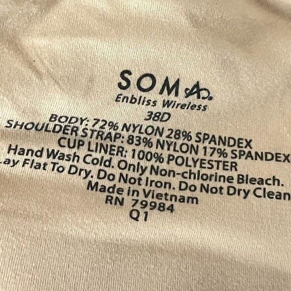Soma Enbliss Wireless Womens Beige Tan Back Close Adjustable Bra Stretch 38D - Picture 3 of 16
